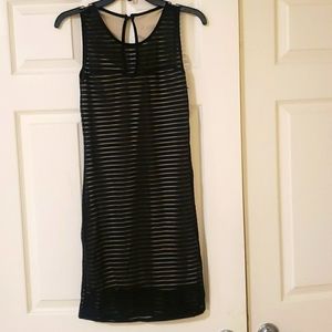 🤔😍 MYSTERIOUS CUTE BLACK AND TAN STRIPED DRESS